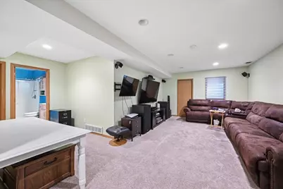 102 Primrose Court, Vadnais Heights, MN 55127 - Photo 13