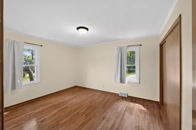 2559 Clarence Street, Maplewood, MN 55109 - Photo 11