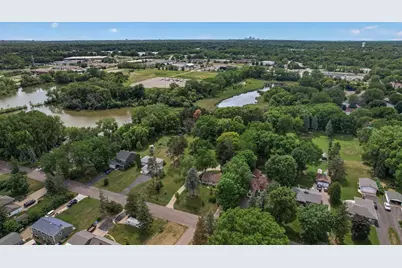 2559 Clarence Street, Maplewood, MN 55109 - Photo 45