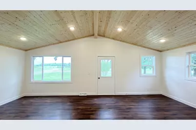 27462 County Highway 55, Henning, MN 56551 - Photo 15