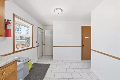 6925 Halifax Avenue N, Brooklyn Center, MN 55429 - Photo 11