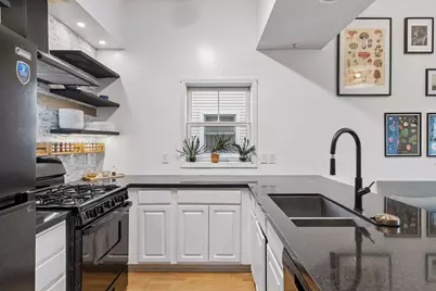724 E 25th Street, Minneapolis, MN 55404 - Photo 9