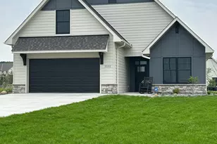 2364 Sydney Ln, Hudson, WI 54016 - Photo 3