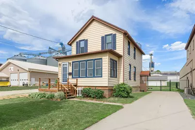 422 1st Avenue SE, Stewartville, MN 55976 - Photo 1