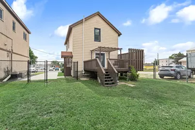 422 1st Avenue SE, Stewartville, MN 55976 - Photo 7