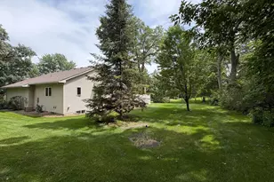 20966 Davenport St NE, Cedar, MN 55011 - Photo 7