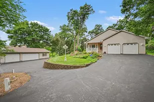 20966 Davenport St NE, Cedar, MN 55011 - Photo 3