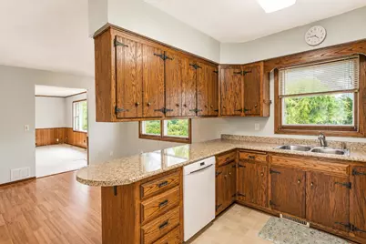636 Pamela Place, Owatonna, MN 55060 - Photo 9
