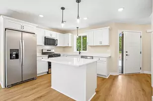 1005 2nd St SE, Faribault, MN 55021 - Photo 3