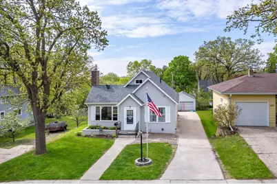 607 W Summit Avenue, Fergus Falls, MN 56537 - Photo 1