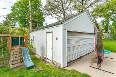 607 W Summit Avenue, Fergus Falls, MN 56537 - Photo 19
