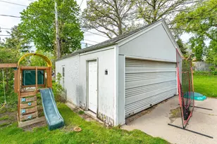 607 W Summit Ave, Fergus Falls, MN 56537 - Photo 19