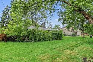 2203 Lakeaires Blvd, White Bear Lake, MN 55110 - Photo 23
