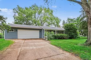 2203 Lakeaires Blvd, White Bear Lake, MN 55110 - Photo 3