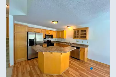 1875 Garden Way, Saint Paul, MN 55119 - Photo 3