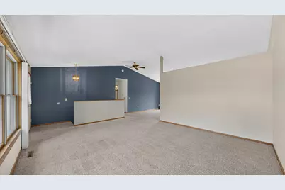 919 Sycamore Street, Lake City, MN 55041 - Photo 5