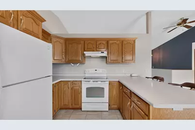 919 Sycamore Street, Lake City, MN 55041 - Photo 15