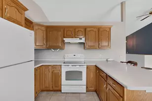 919 Sycamore St, Lake City, MN 55041 - Photo 15