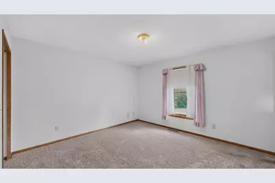 919 Sycamore Street, Lake City, MN 55041 - Photo 21