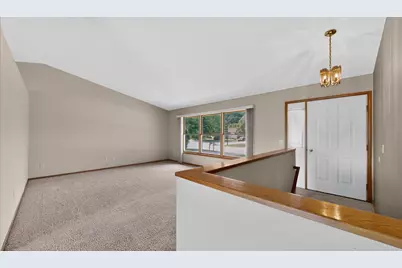 919 Sycamore Street, Lake City, MN 55041 - Photo 7