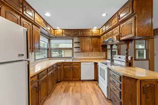 145 6th St NW, Plainview, MN 55964 - Photo 9