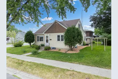 145 6th Street NW, Plainview, MN 55964 - Photo 1