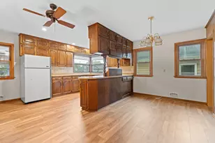 145 6th St NW, Plainview, MN 55964 - Photo 5