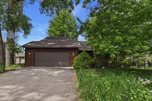 3025 Thunder Bay Rd, Little Canada, MN 55117 - Photo 3