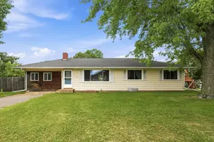 502 15th St W, Hastings, MN 55033 - Photo 1