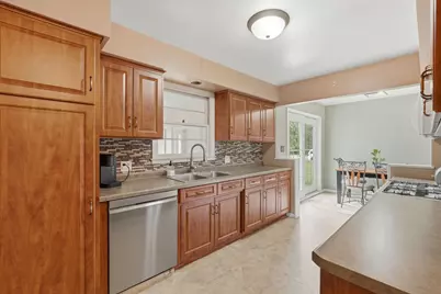 502 15th Street W, Hastings, MN 55033 - Photo 5