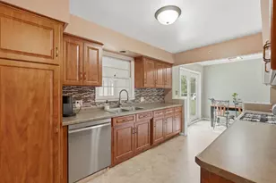 502 15th St W, Hastings, MN 55033 - Photo 5