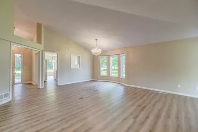 2611 Parkview Drive, White Bear Lake, MN 55110 - Photo 17