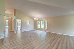 2611 Parkview Dr, White Bear Lake, MN 55110 - Photo 17