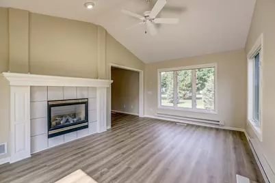2611 Parkview Drive, White Bear Lake, MN 55110 - Photo 23
