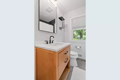 10916 Ewing Avenue S, Bloomington, MN 55431 - Photo 21