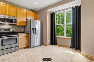 407 Lookout Pl NE, Columbia Heights, MN 55421 - Photo 7