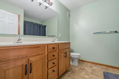 407 NE Lookout Place NE #407, Columbia Heights, MN 55421 - Photo 19