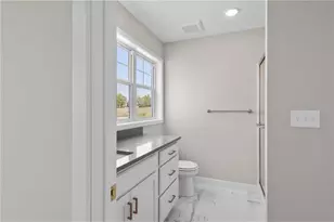 909 Dayton Ave, Saint Paul, MN 55104 - Photo 11