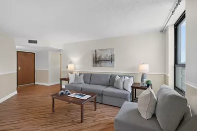 6615 Lake Shore Drive S #304, Richfield, MN 55423 - Photo 5