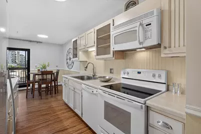 6615 Lake Shore Drive S #304, Richfield, MN 55423 - Photo 5