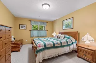 10426 Eagle Pointe Cir, Woodbury, MN 55129 - Photo 35