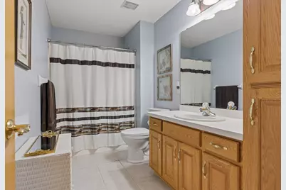 10426 Eagle Pointe Circle, Woodbury, MN 55129 - Photo 37