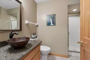 10426 Eagle Pointe Cir, Woodbury, MN 55129 - Photo 23