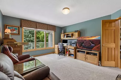 10426 Eagle Pointe Circle, Woodbury, MN 55129 - Photo 21