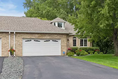 10426 Eagle Pointe Circle, Woodbury, MN 55129 - Photo 3