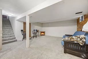 851 County Rd C E, Maplewood, MN 55109 - Photo 23
