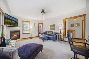 851 County Rd C E, Maplewood, MN 55109 - Photo 9