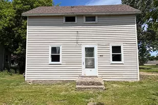 1433 1st Ave NE, Glenwood, MN 56334 - Photo 1