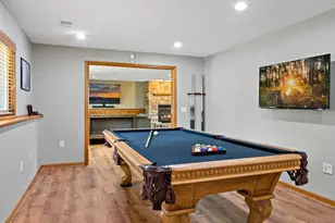 2401 Hydram Ave N, Oakdale, MN 55128 - Photo 29