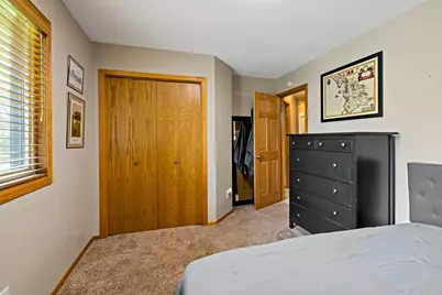 2401 Hydram Avenue N, Oakdale, MN 55128 - Photo 23